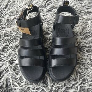 NWT Doc Martens BLAIRE Hydro Platform Strap Black Sandals Size Men 7 Women 8.